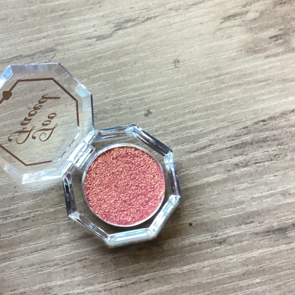 New Too Faced Bundle (lip injection/ disco crush/ cloud crush) - Picture 11 of 14